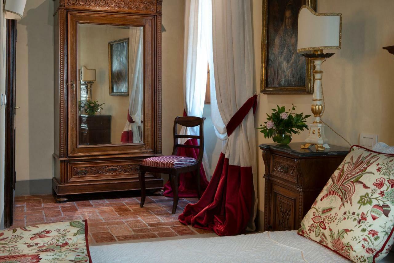 Palazzo Malaspina B&B San Donato in Poggio Exteriör bild