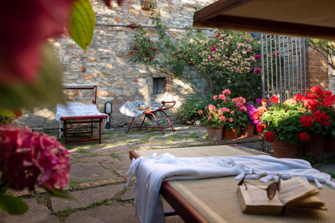 Palazzo Malaspina B&B San Donato in Poggio Exteriör bild